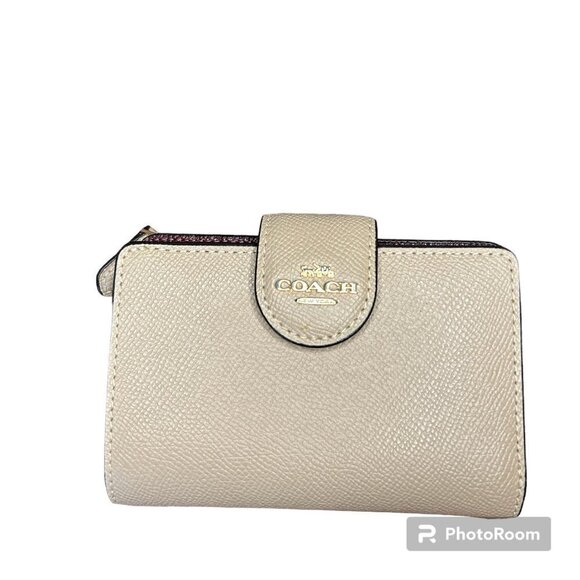 COACH Medium Corner Zip Wallet Cross grain Leather in Taupe - Picture 1 of 4